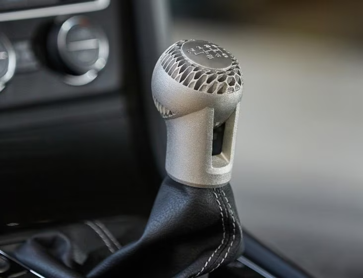 Réparation de pièces plastiques de voiture